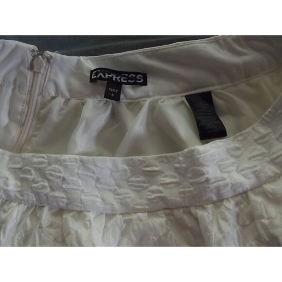 Express Skirt Womens Size 6 White High Waist Full Short Mini pockets - Picture 2 of 12